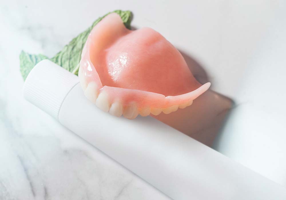 入れ歯（義歯）